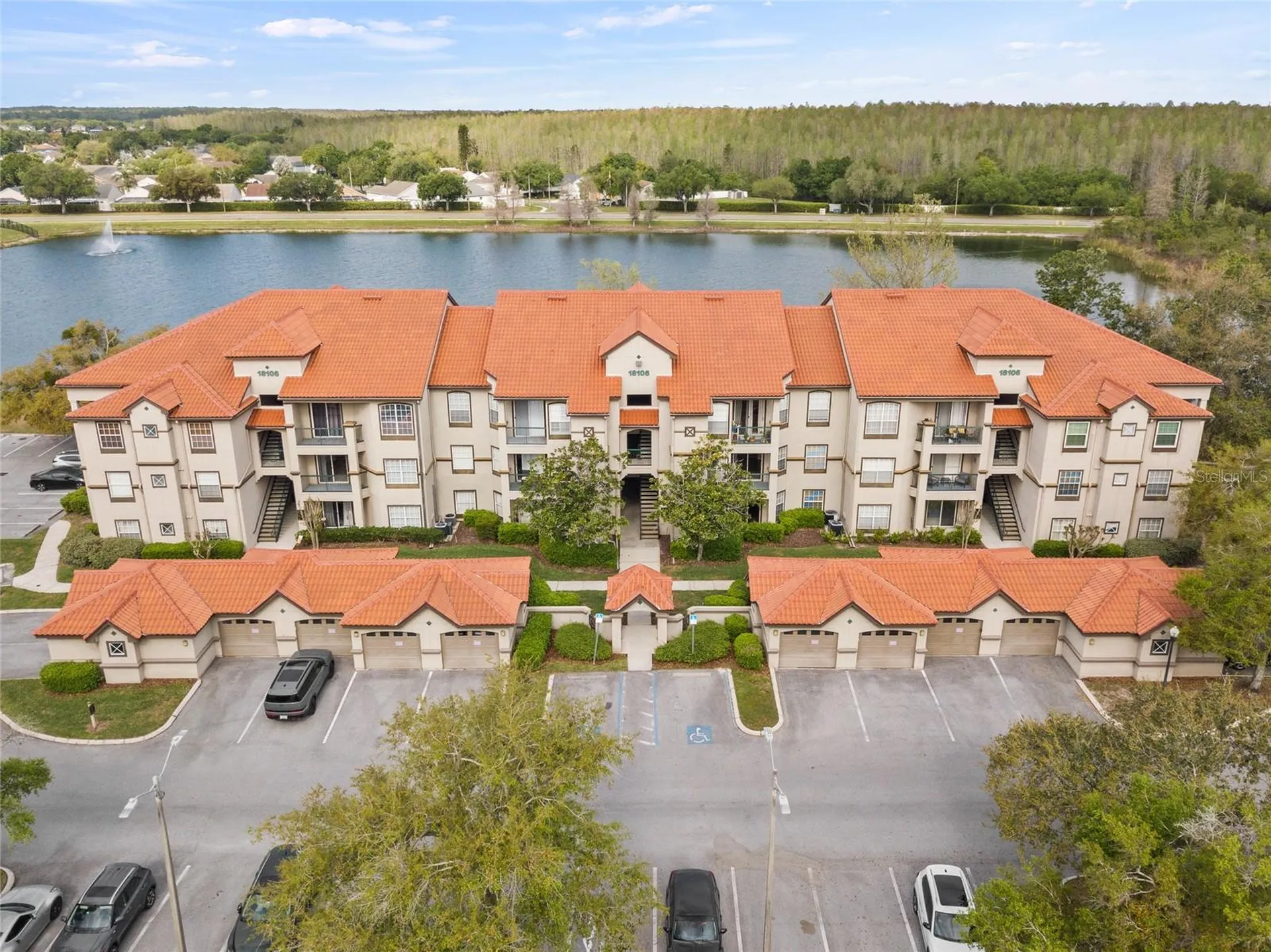 18106 Peregrines Perch Place Lutz FL 33558