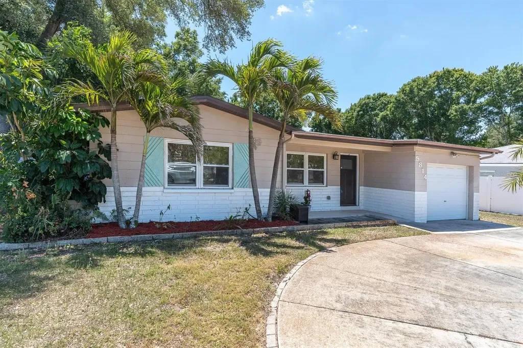 5814 20th Avenue S Gulfport FL 33707