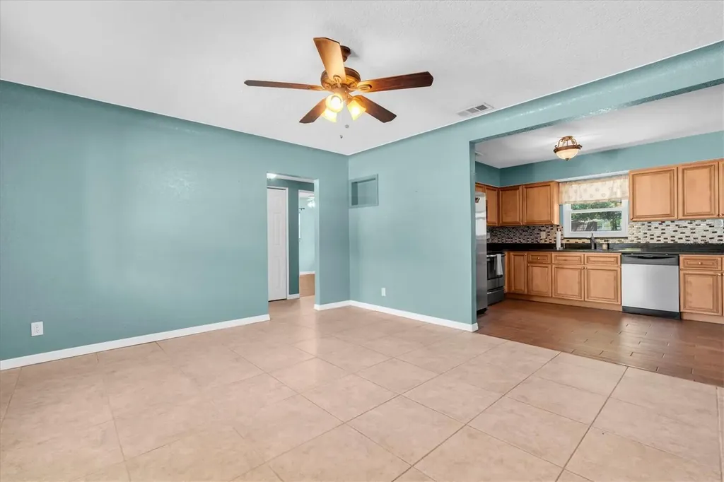 5814 20th Avenue S Gulfport FL 33707