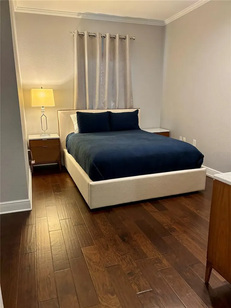 200 4th Avenue S St Petersburg FL 33701