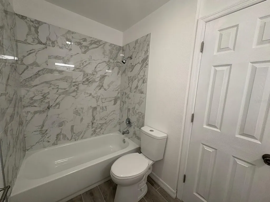 4033 Henley Road Orlando FL 32839