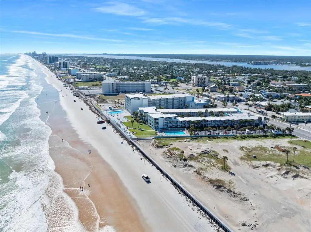 935 S Atlantic Avenue Daytona Beach FL 32118