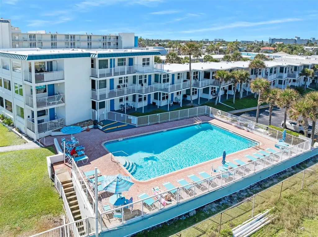 935 S Atlantic Avenue Daytona Beach FL 32118