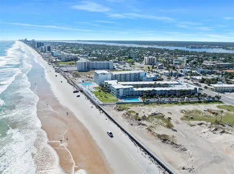 935 S Atlantic Avenue Daytona Beach FL 32118