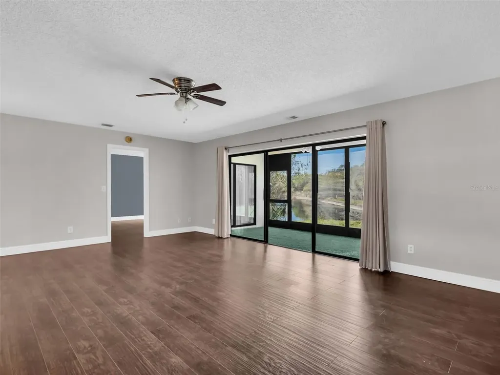 1801 E Lake Road Palm Harbor FL 34685