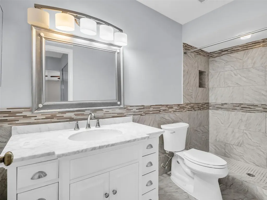 1801 E Lake Road Palm Harbor FL 34685
