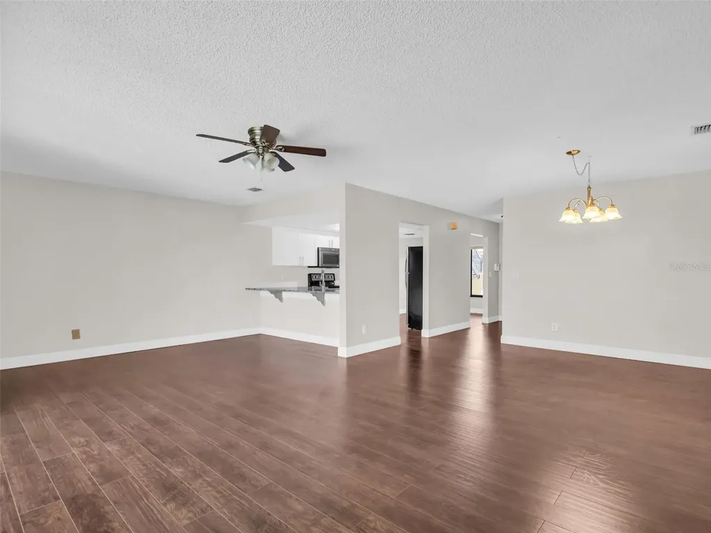 1801 E Lake Road Palm Harbor FL 34685