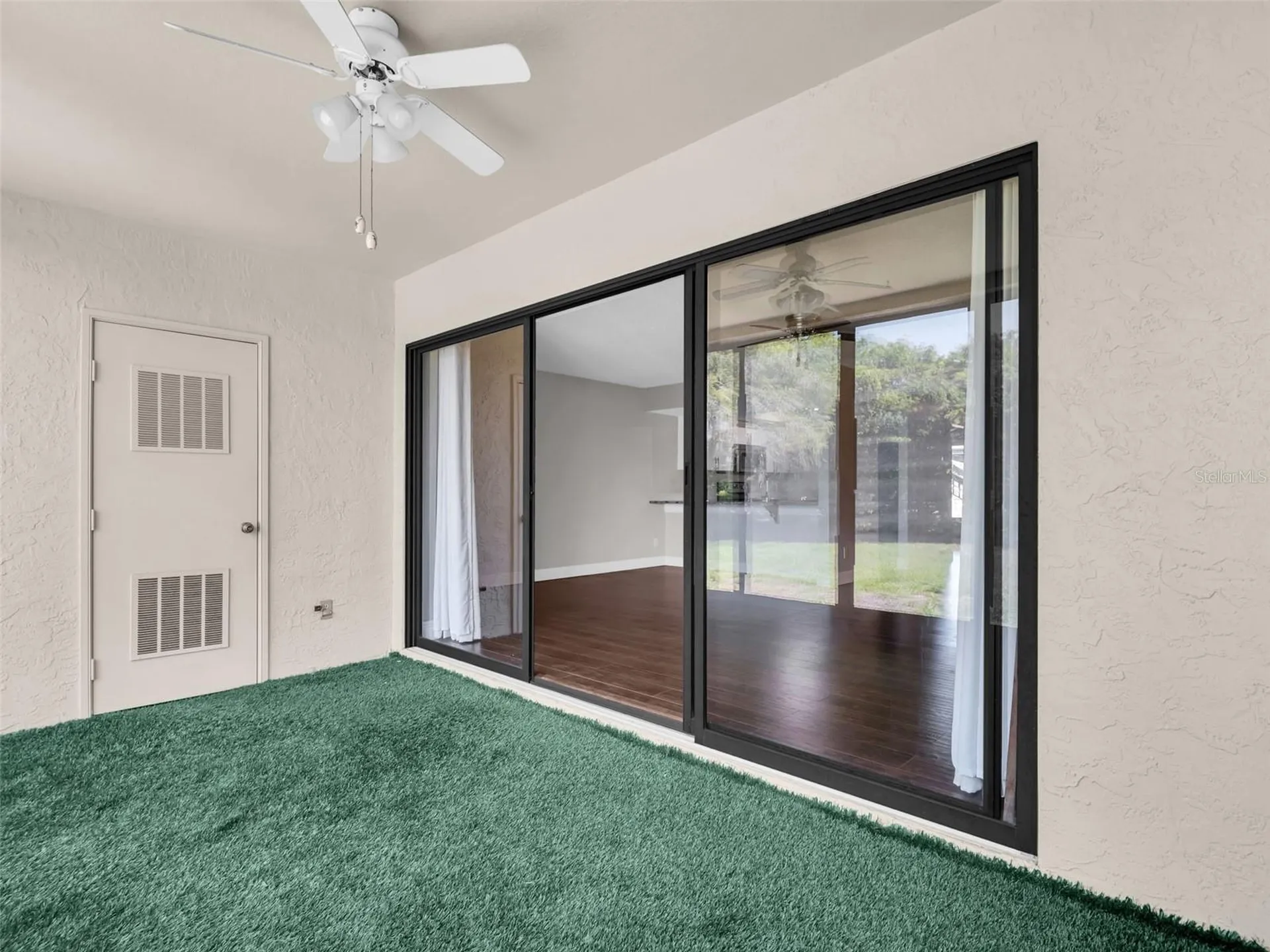 1801 E Lake Road Palm Harbor FL 34685