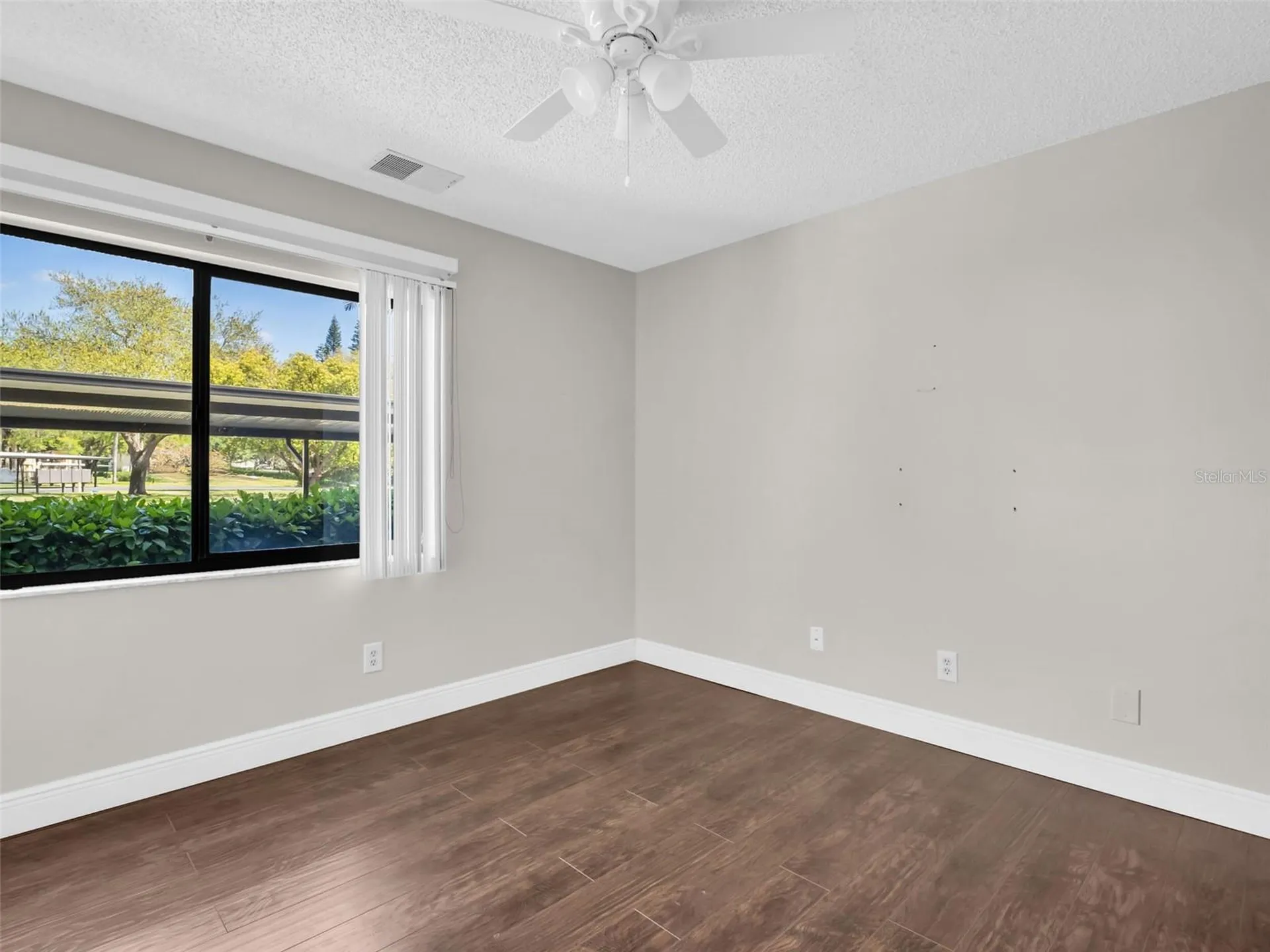 1801 E Lake Road Palm Harbor FL 34685