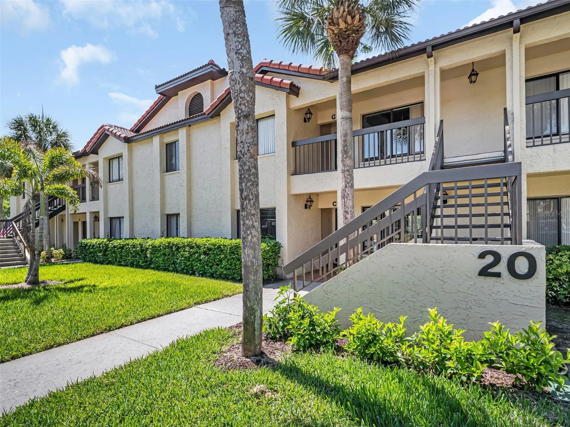 1801 E Lake Road Palm Harbor FL 34685