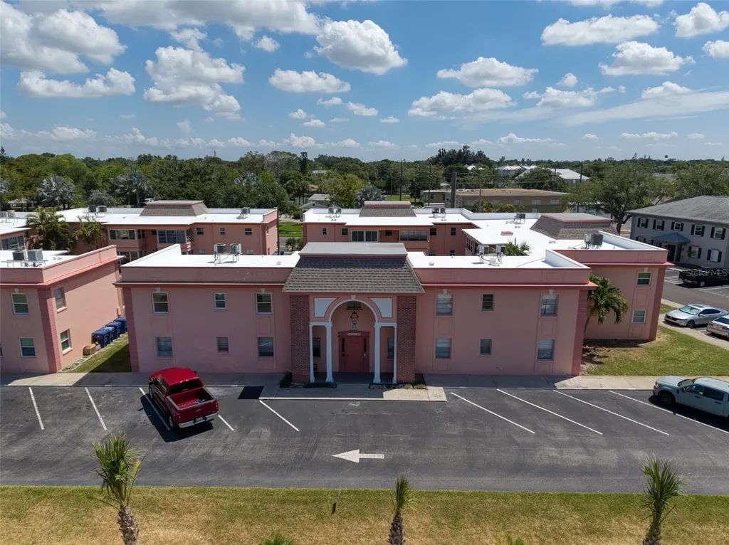 7001 Place De La Paix South Pasadena FL 33707