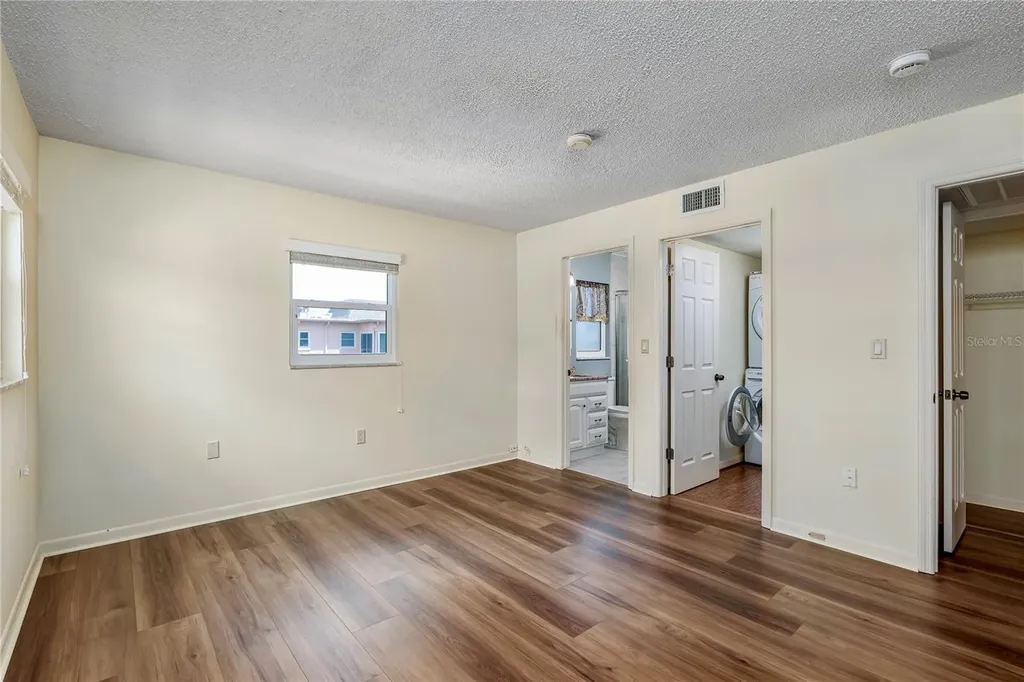 7001 Place De La Paix South Pasadena FL 33707