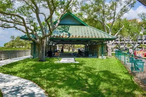 7001 Place De La Paix South Pasadena FL 33707