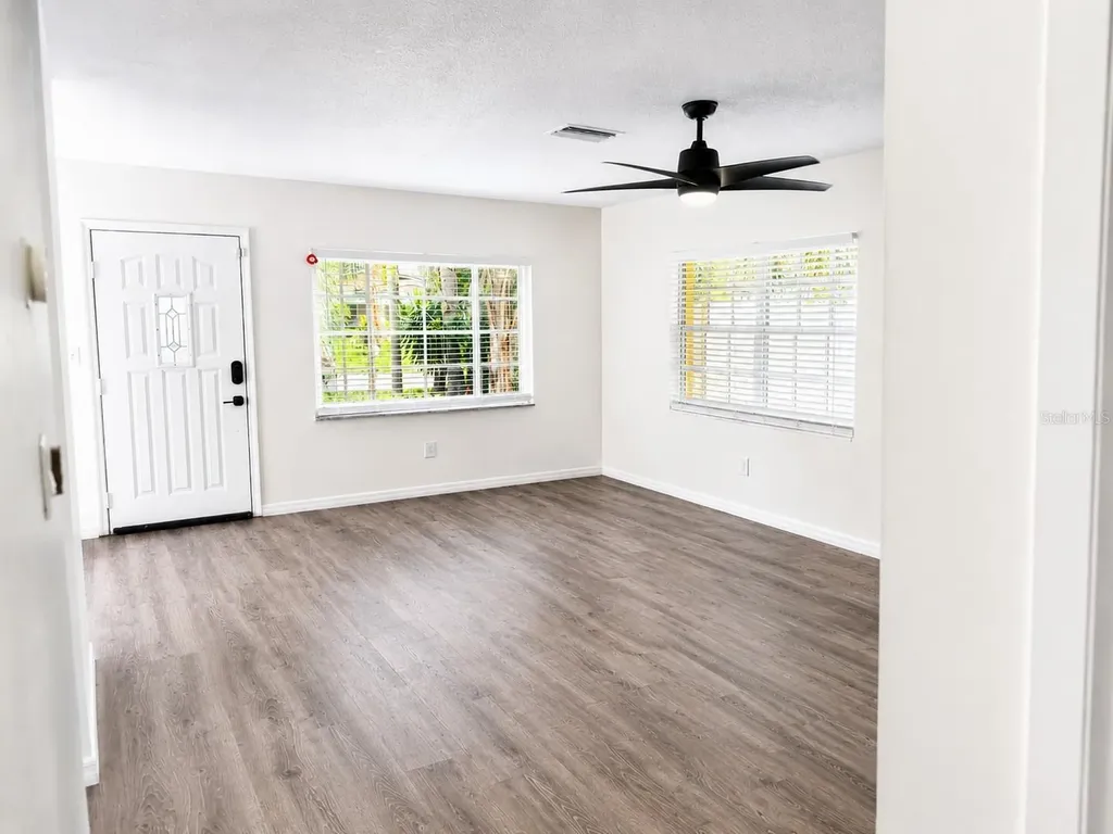 10004 N 23rd Street Tampa FL 33612