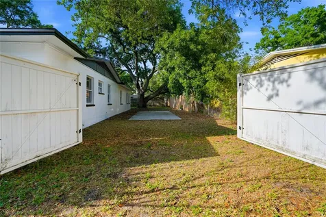 1349 78th Avenue N St Petersburg FL 33702