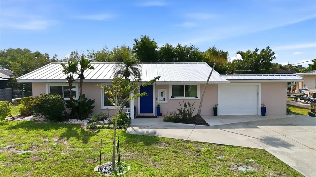 704 Portia Street N Nokomis FL 34275