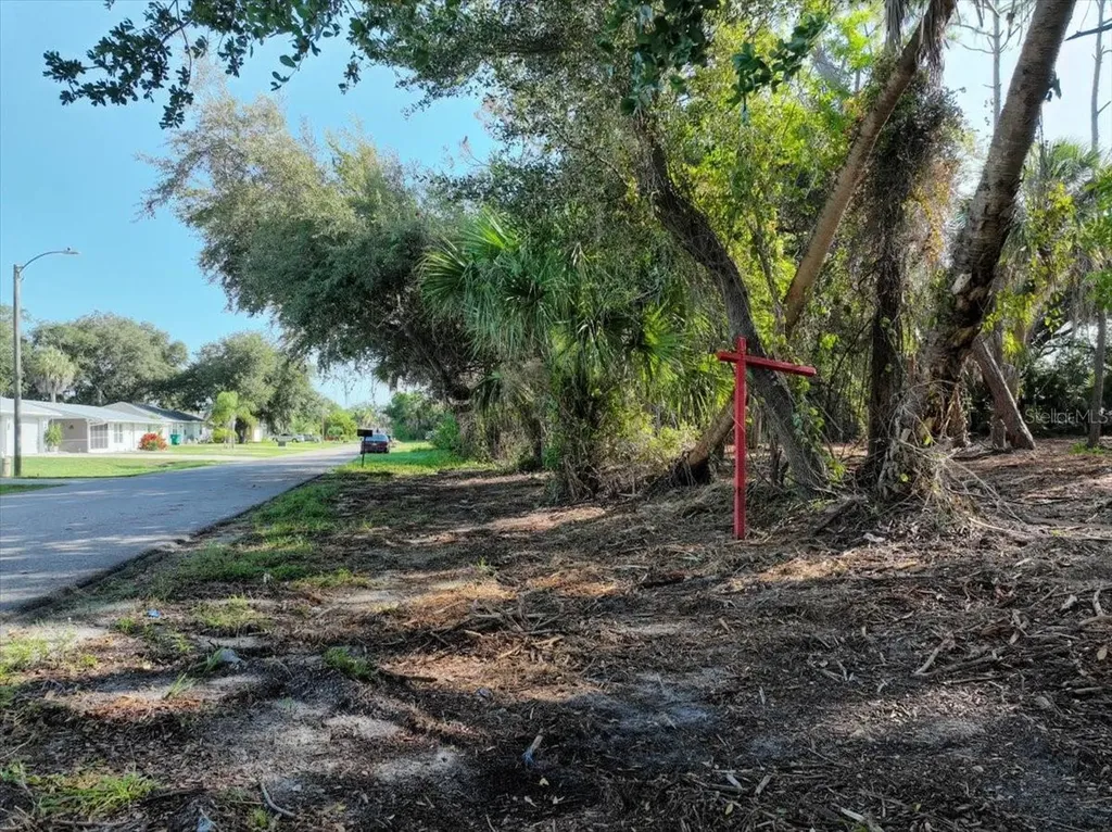 2340 Fintonrod Street Port Charlotte FL 33948