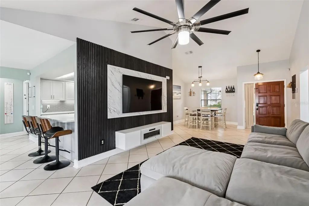652 Carrigan Avenue Oviedo FL 32765