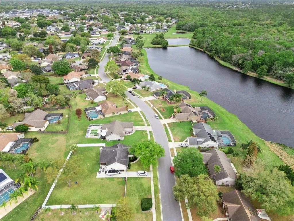 652 Carrigan Avenue Oviedo FL 32765