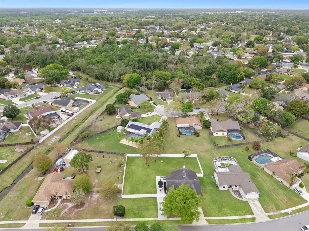 652 Carrigan Avenue Oviedo FL 32765