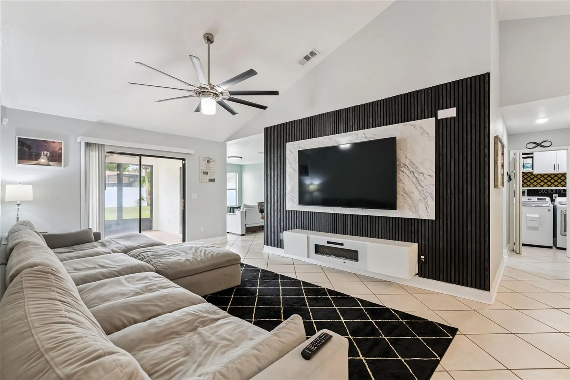 652 Carrigan Avenue Oviedo FL 32765