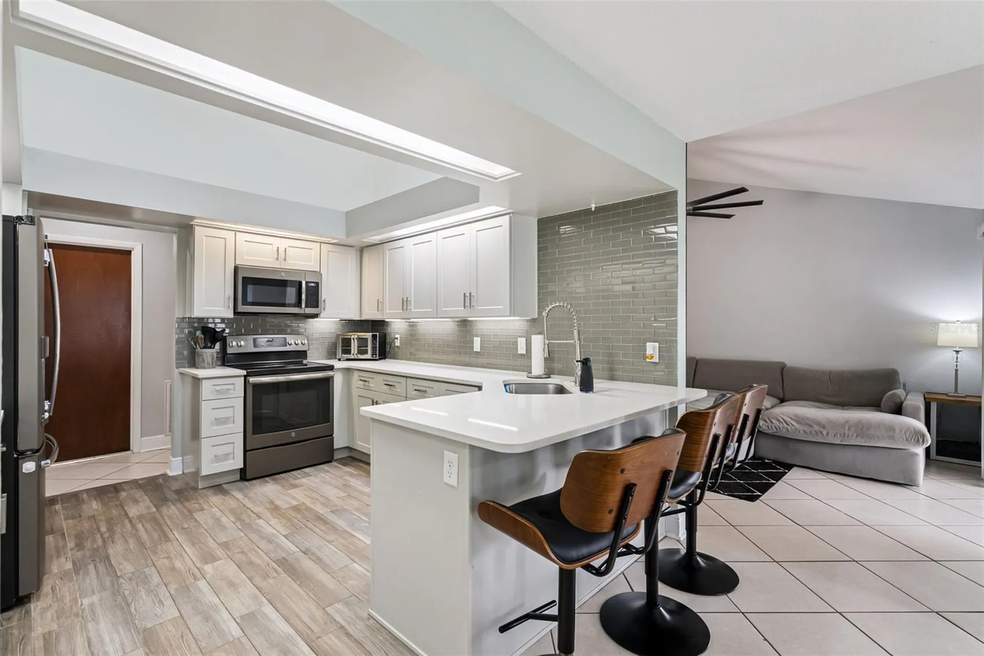 652 Carrigan Avenue Oviedo FL 32765