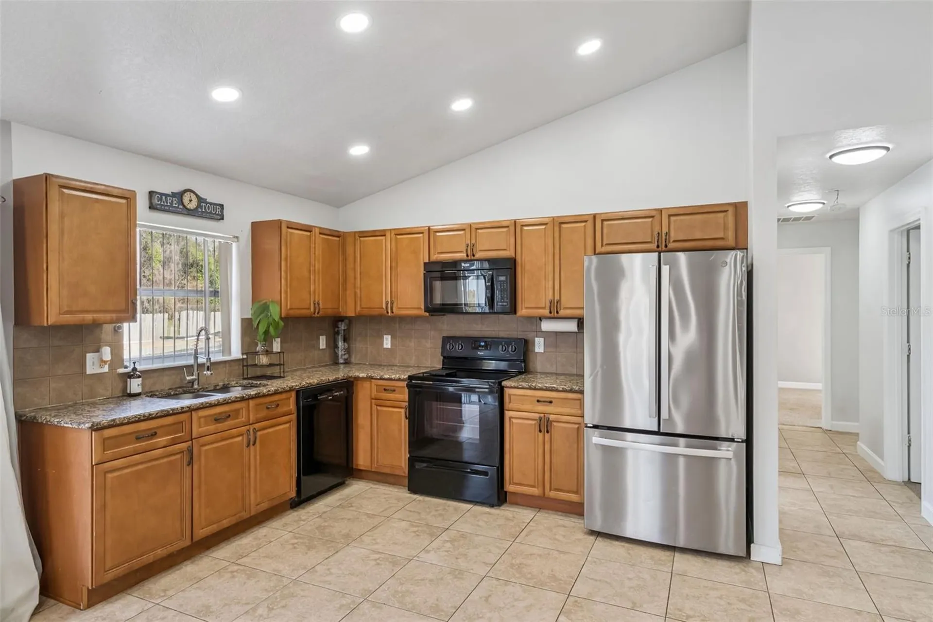 219 E 15th Street Apopka FL 32703