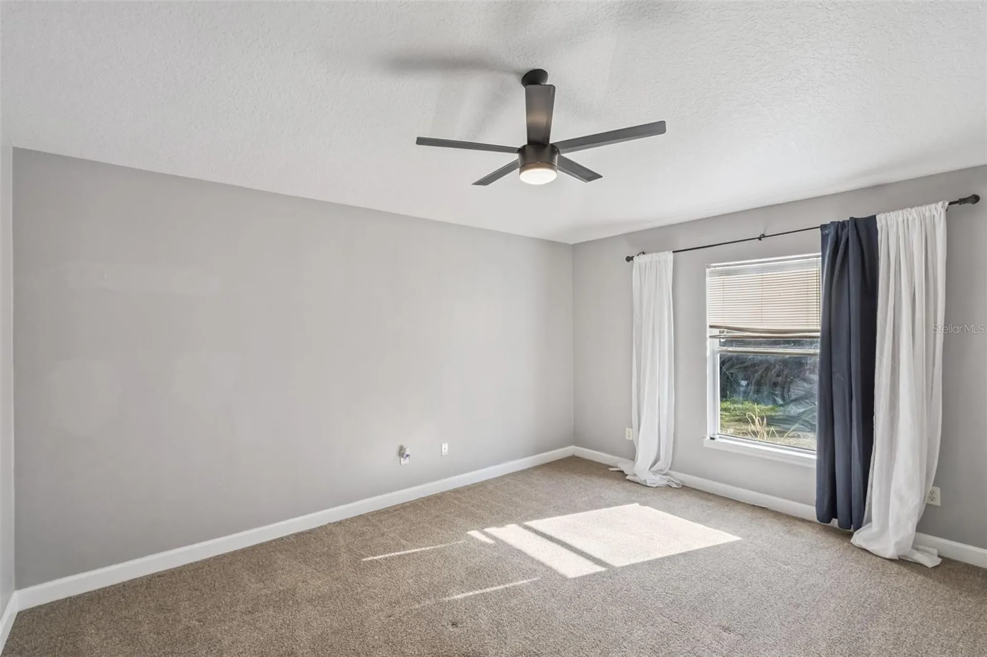 219 E 15th Street Apopka FL 32703