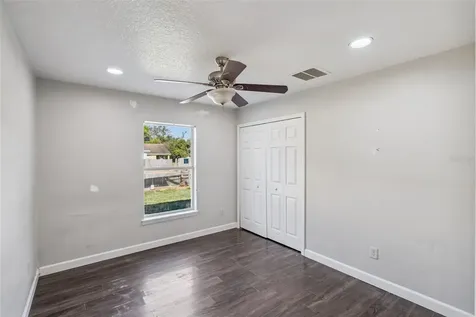 219 E 15th Street Apopka FL 32703