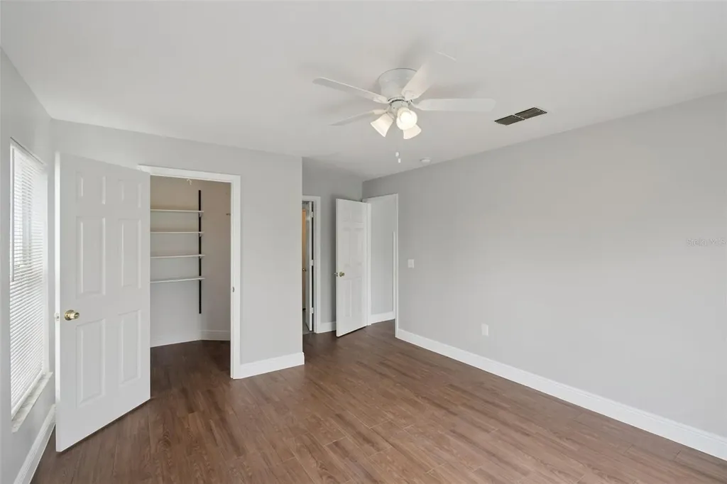 2414 Serenity Bend Kissimmee FL 34758