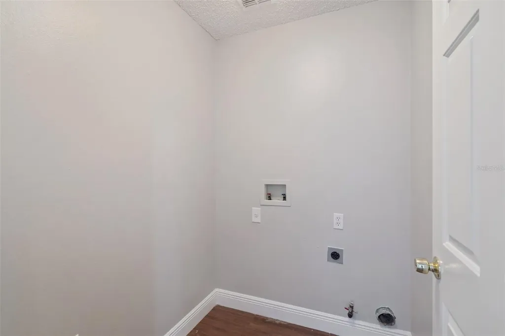 2414 Serenity Bend Kissimmee FL 34758