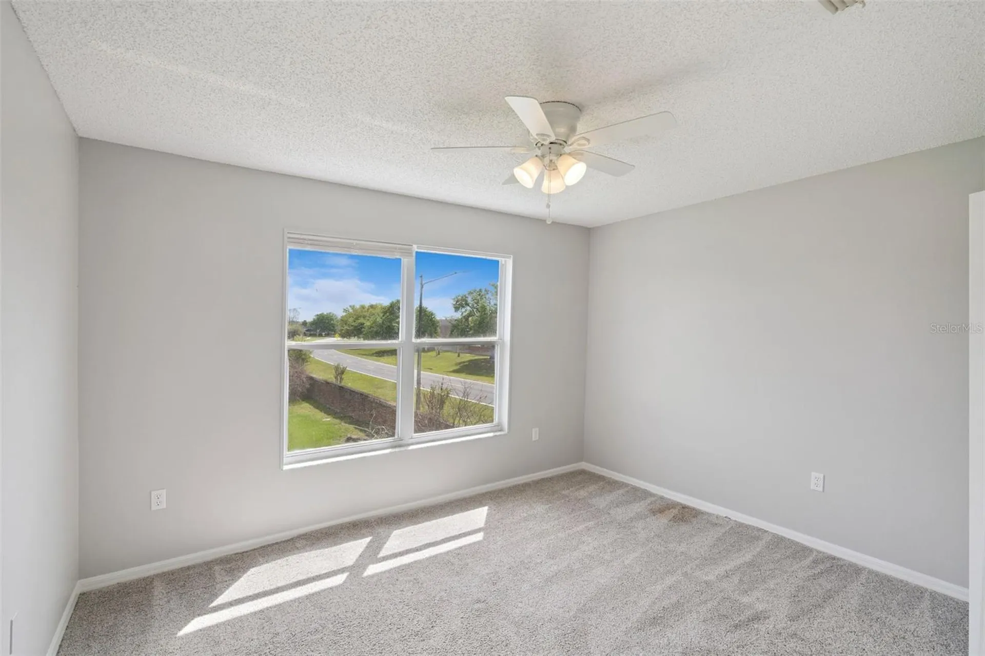 2414 Serenity Bend Kissimmee FL 34758