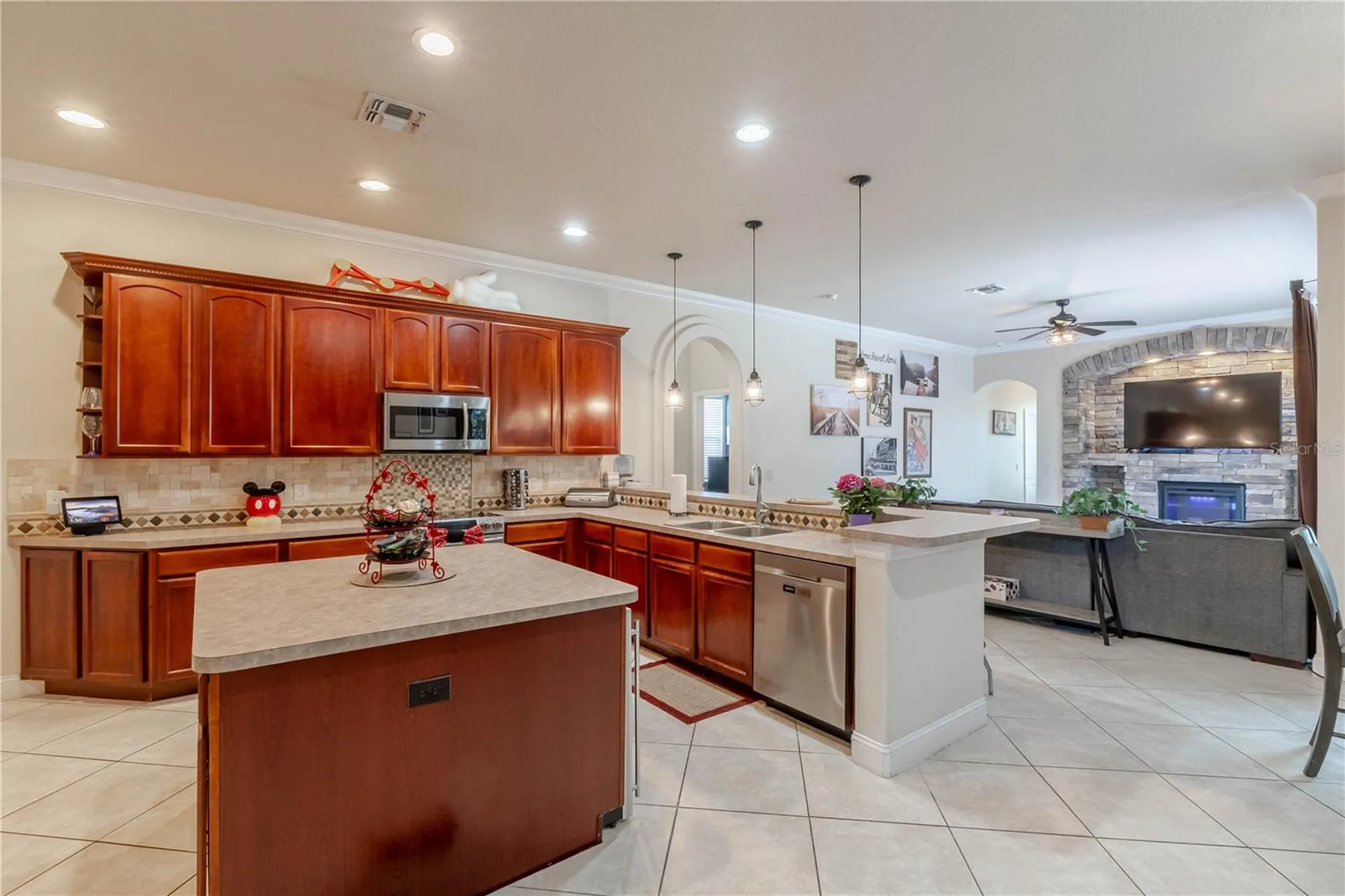 417 Grand Reserve Drive Davenport FL 33837