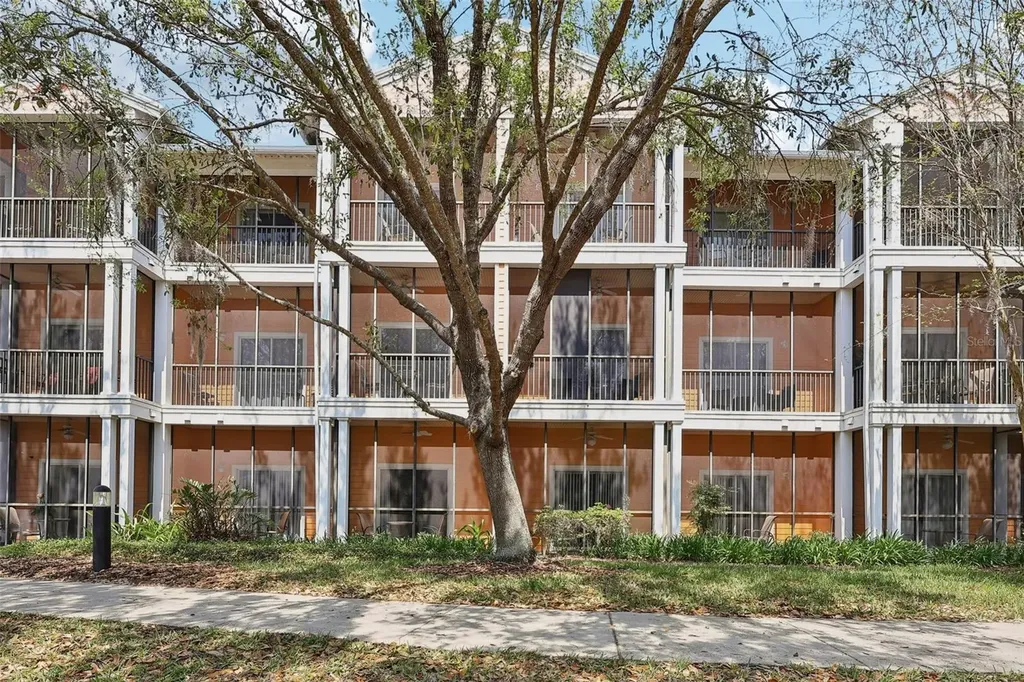 915 New Providence Davenport FL 33897