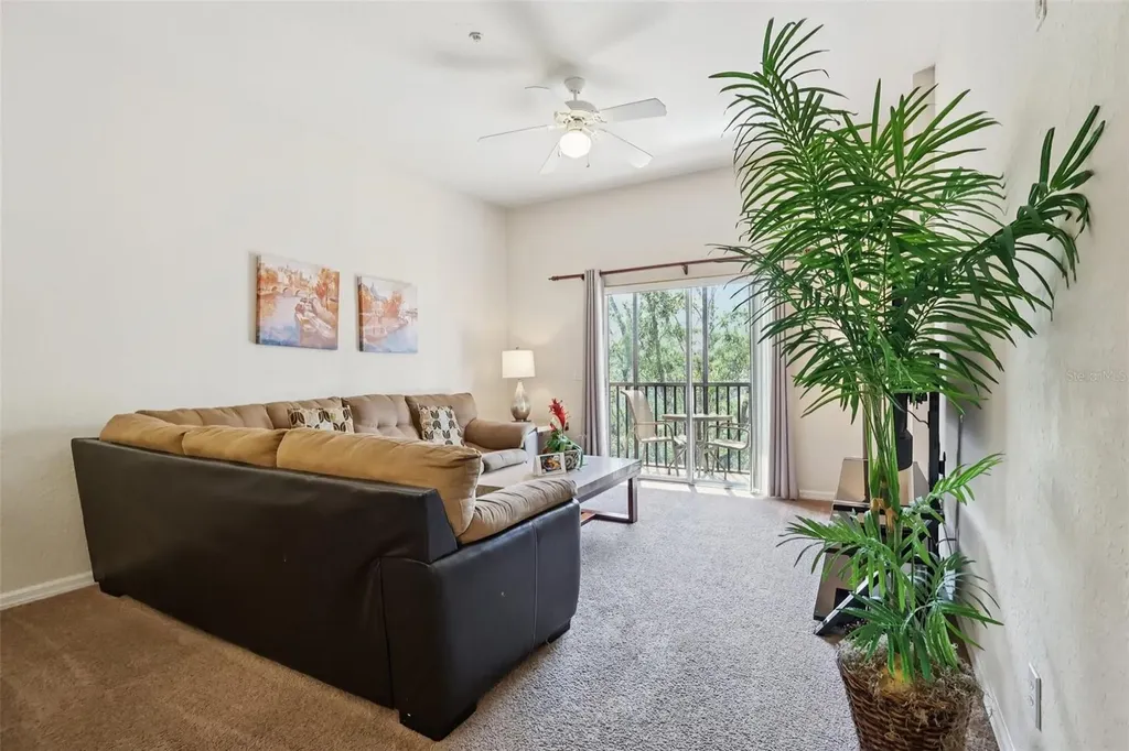 915 New Providence Davenport FL 33897