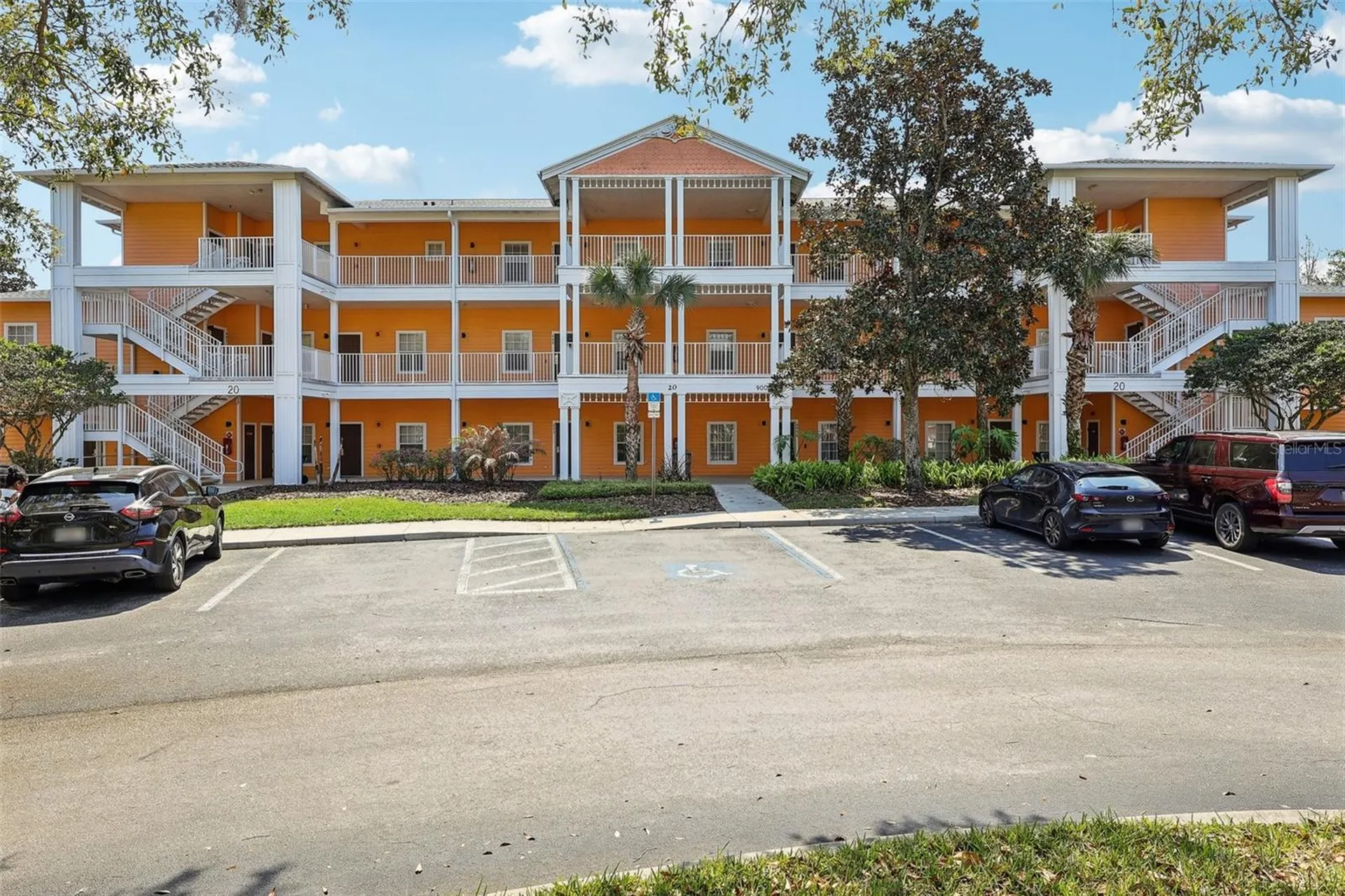 915 New Providence Davenport FL 33897