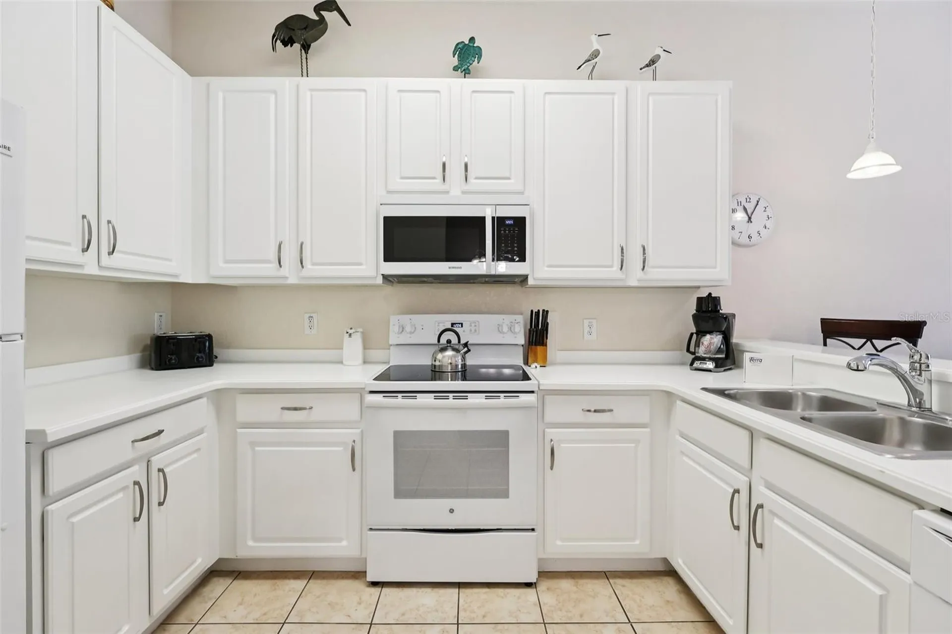 915 New Providence Davenport FL 33897
