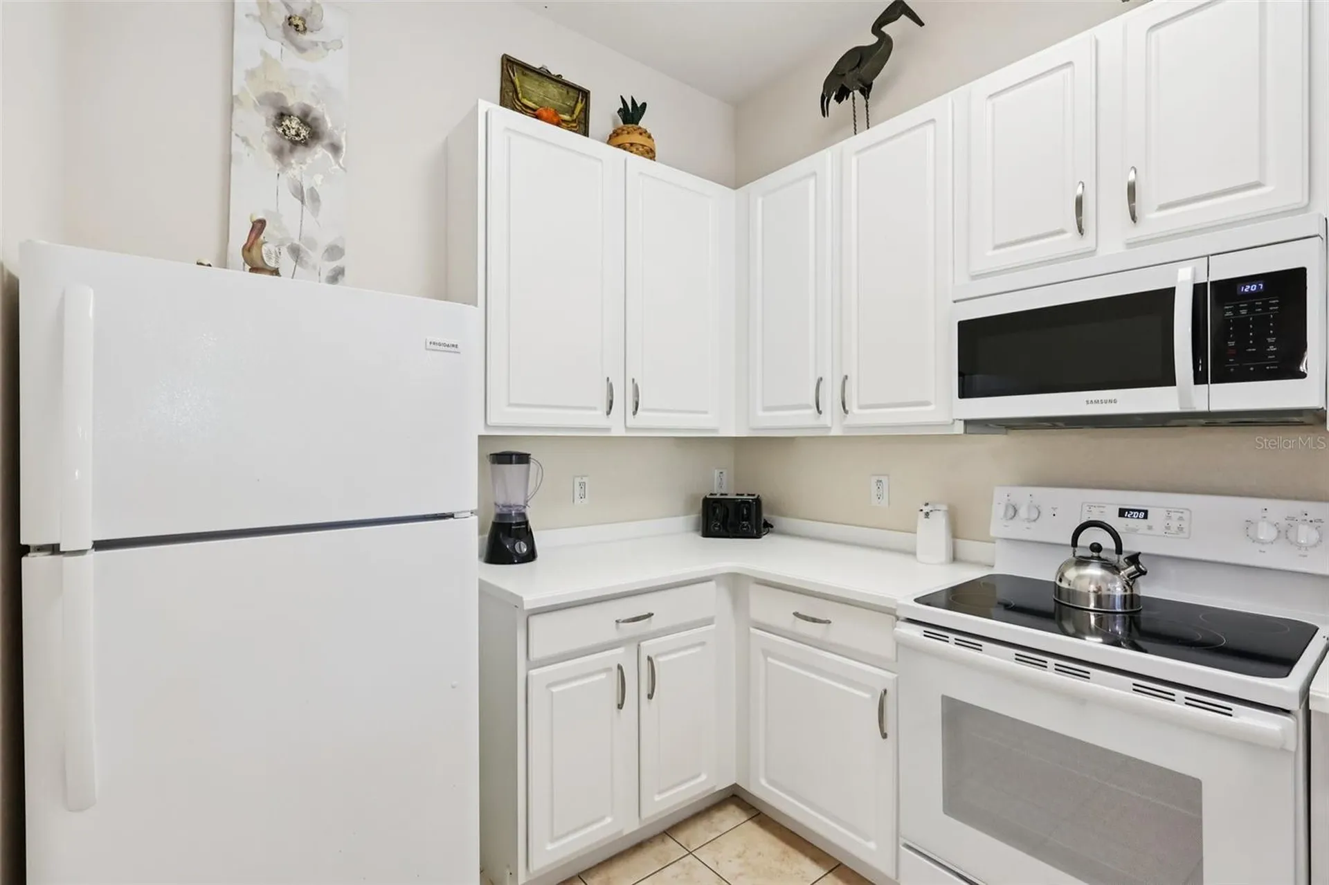 915 New Providence Davenport FL 33897