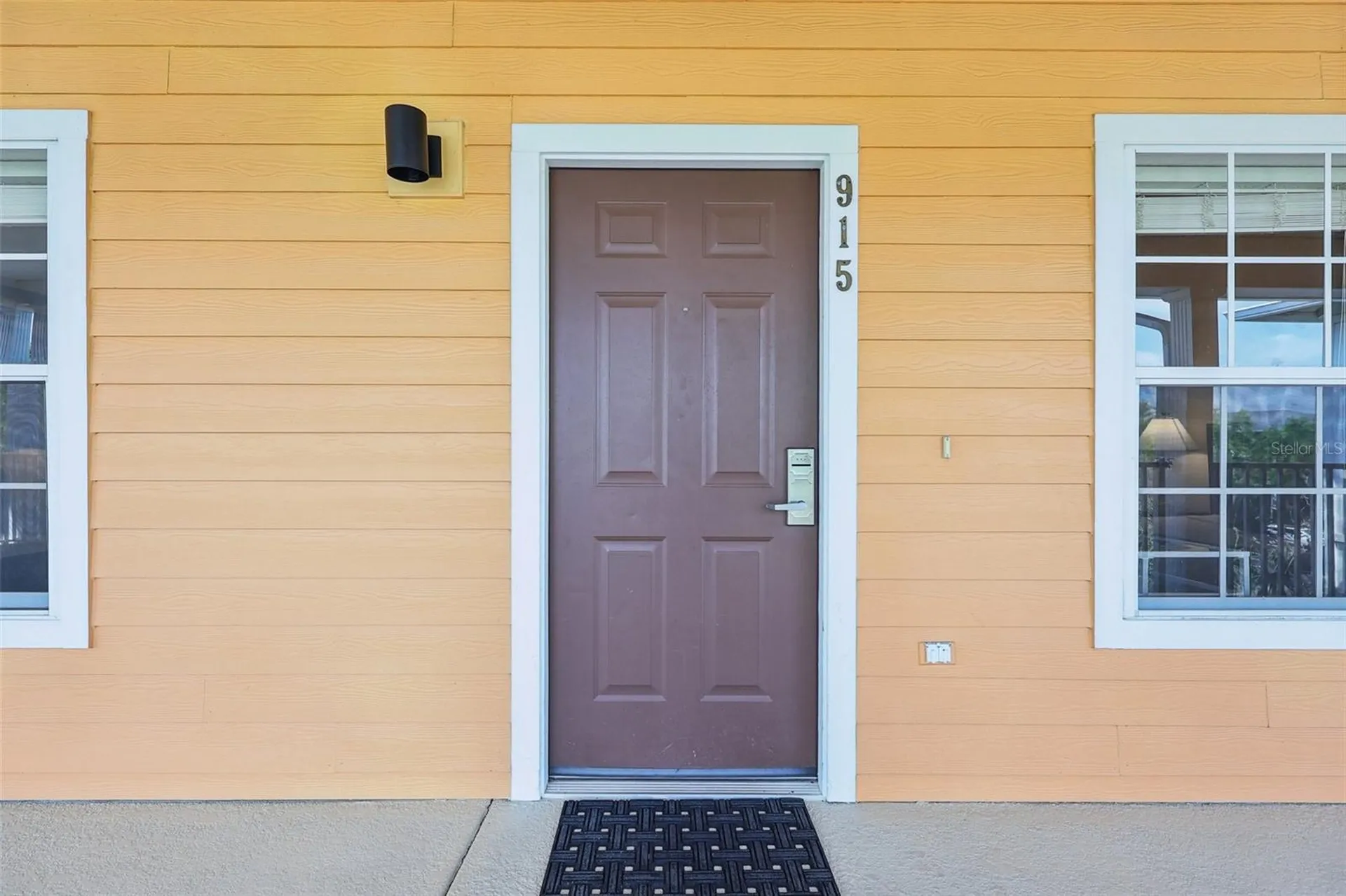 915 New Providence Davenport FL 33897