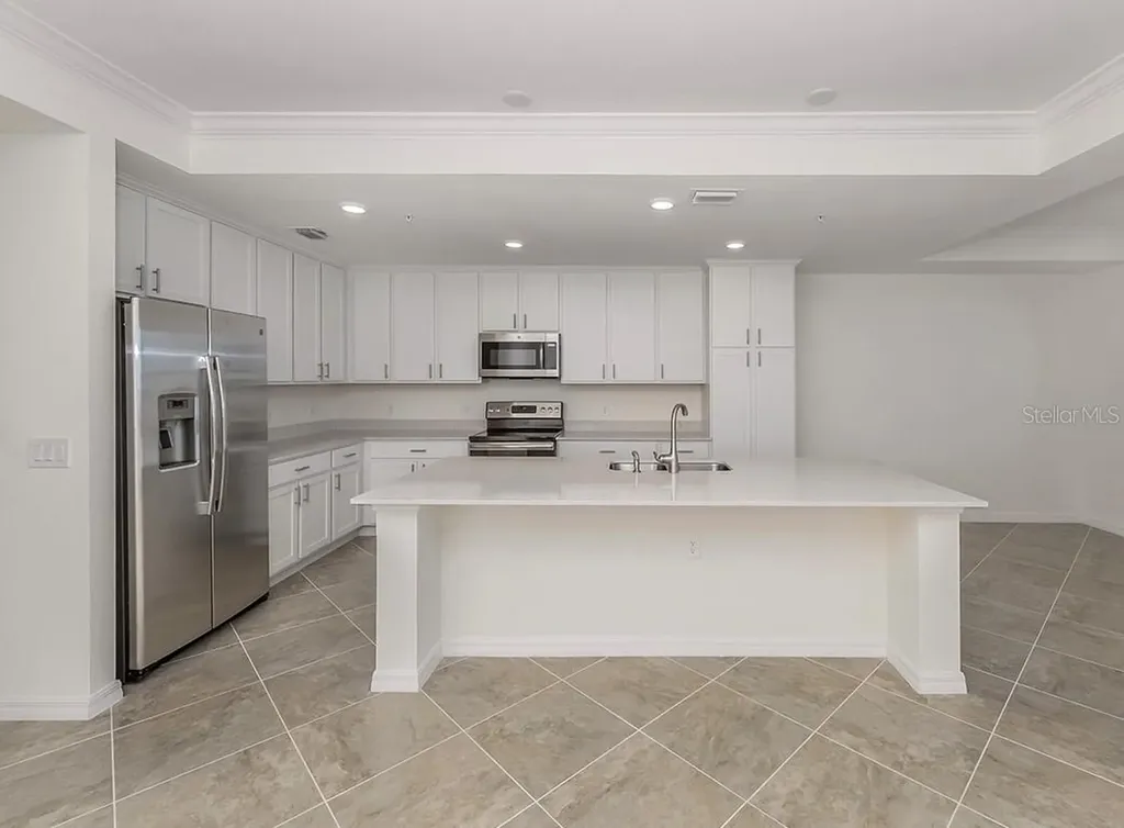 920 Tidewater Shores Loop Bradenton FL 34208