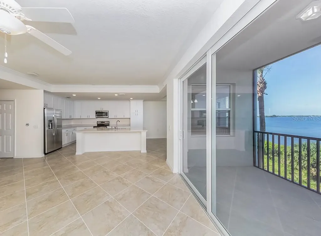 920 Tidewater Shores Loop Bradenton FL 34208
