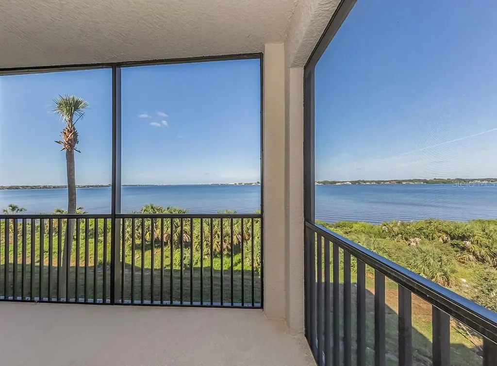 920 Tidewater Shores Loop Bradenton FL 34208