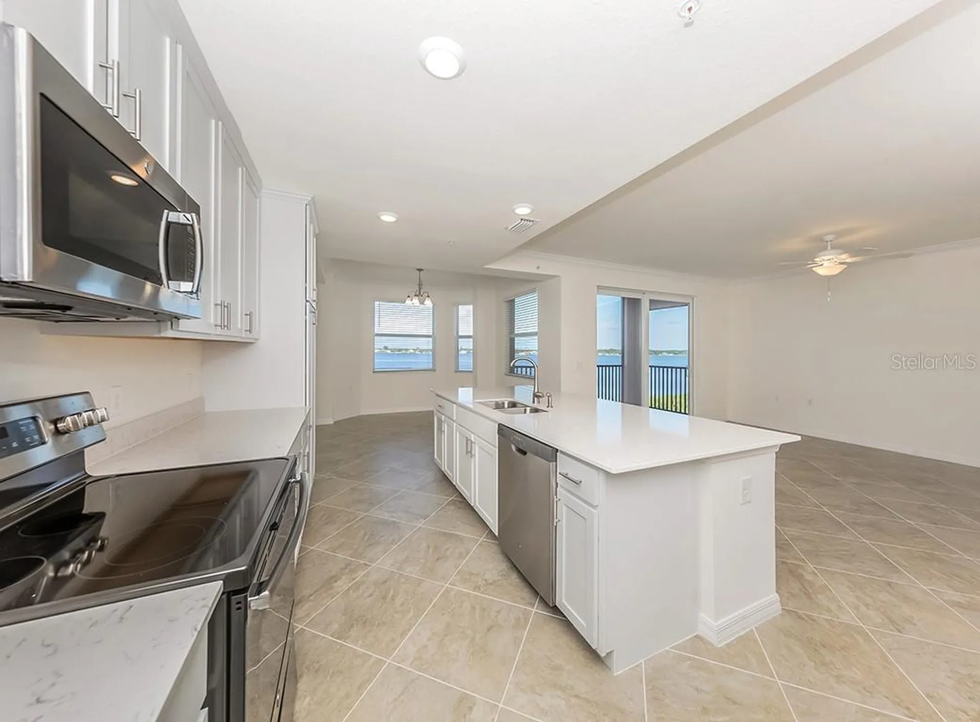 920 Tidewater Shores Loop Bradenton FL 34208