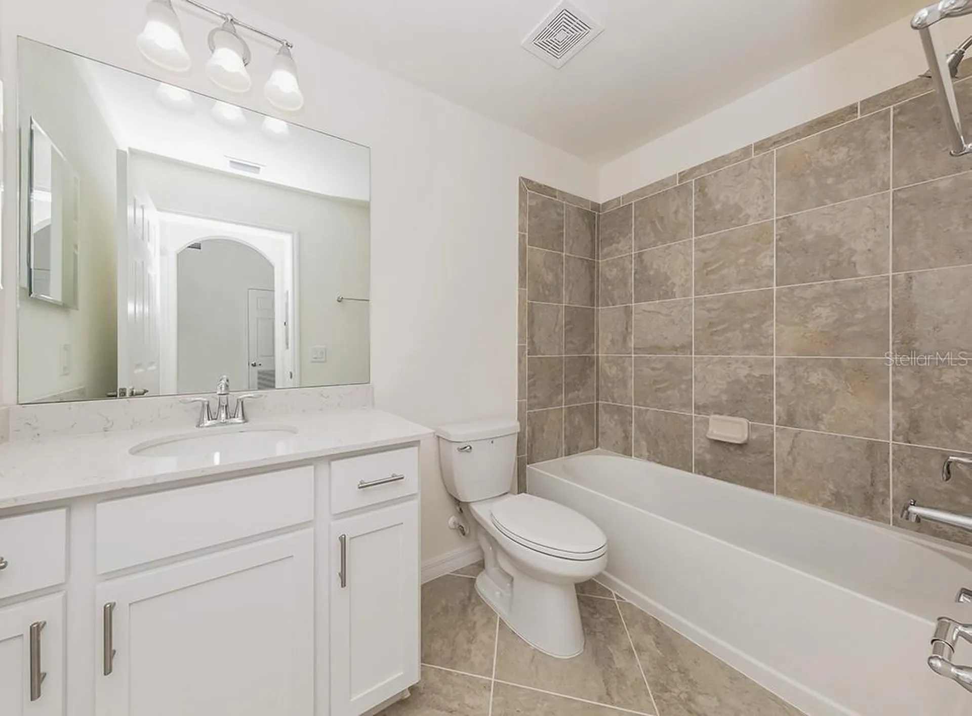920 Tidewater Shores Loop Bradenton FL 34208