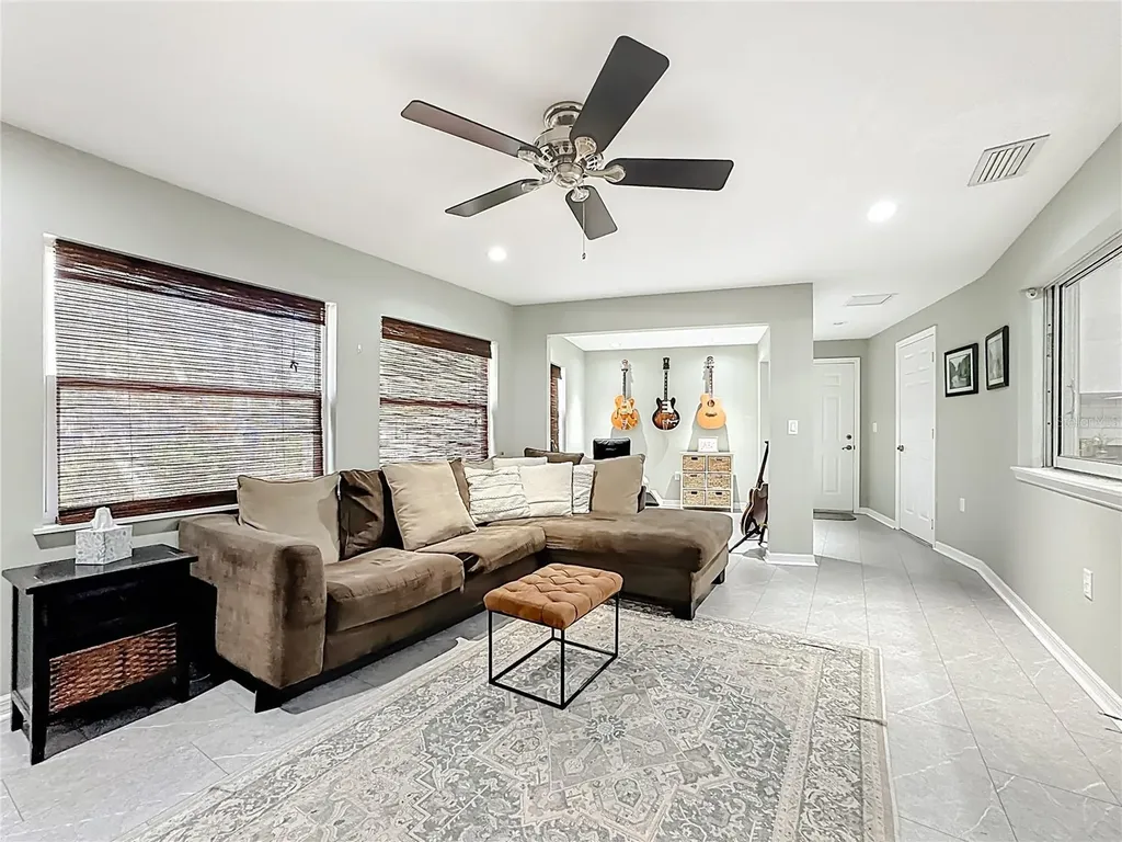 916 87th Street NW Bradenton FL 34209