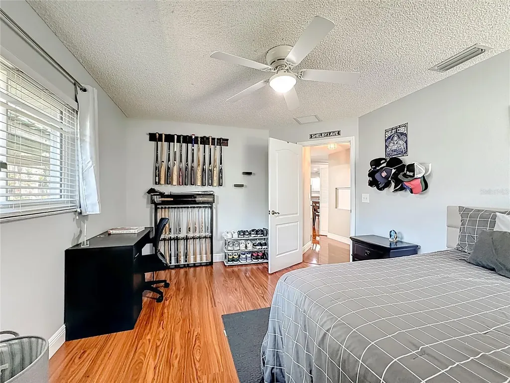 916 87th Street NW Bradenton FL 34209