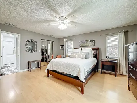 916 87th Street NW Bradenton FL 34209