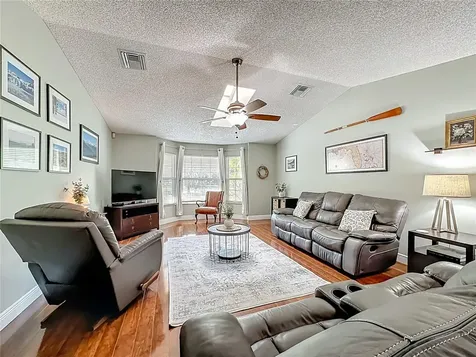 916 87th Street NW Bradenton FL 34209
