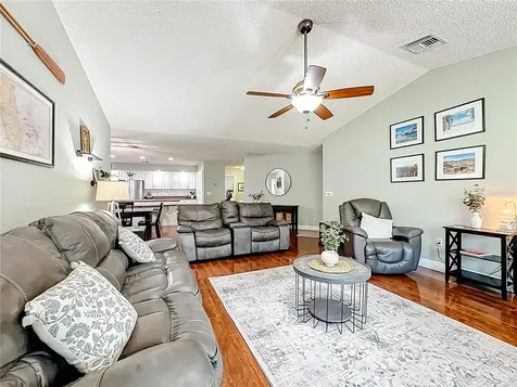 916 87th Street NW Bradenton FL 34209
