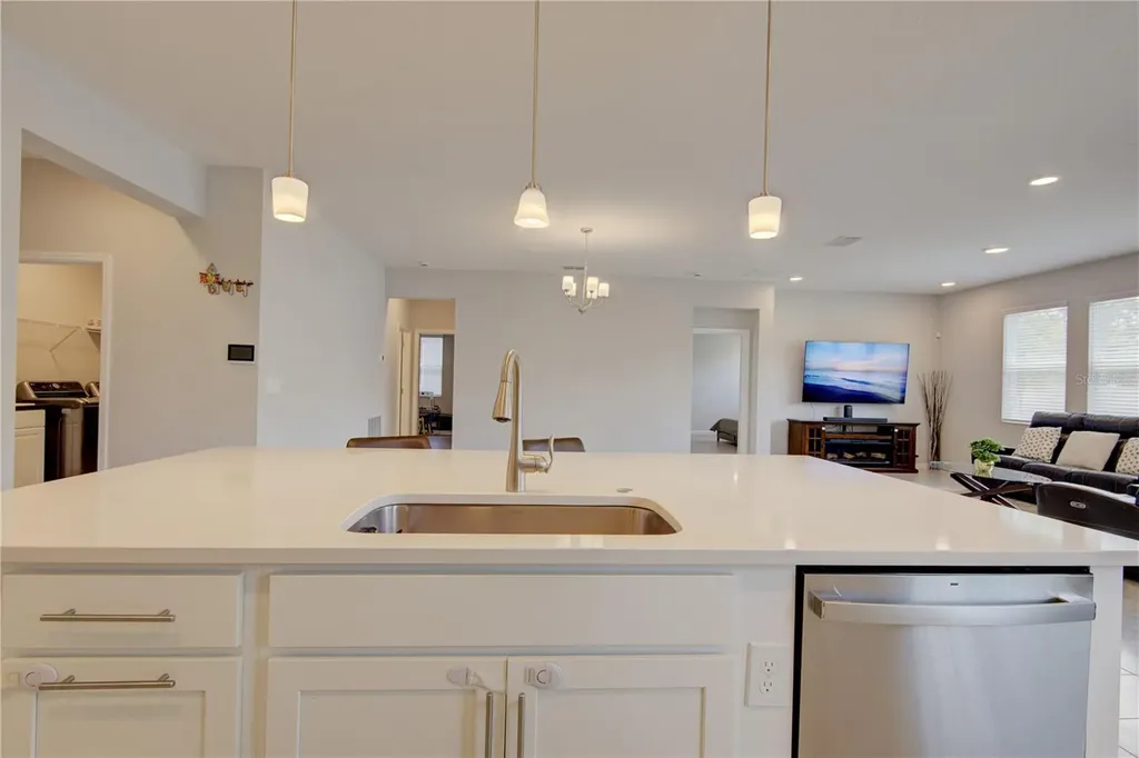 2591 Cedar Shake Court Oviedo FL 32765